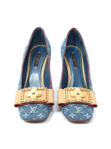 louis vuitton pre-loved pumps uae